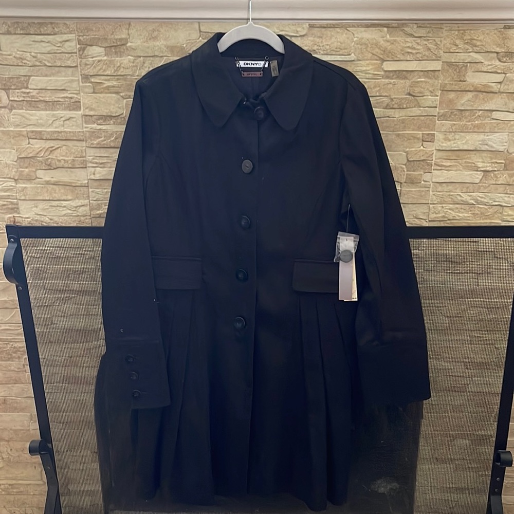 DKNYC, “NEW with TAGS” Women’s long pleated coat, Size 10